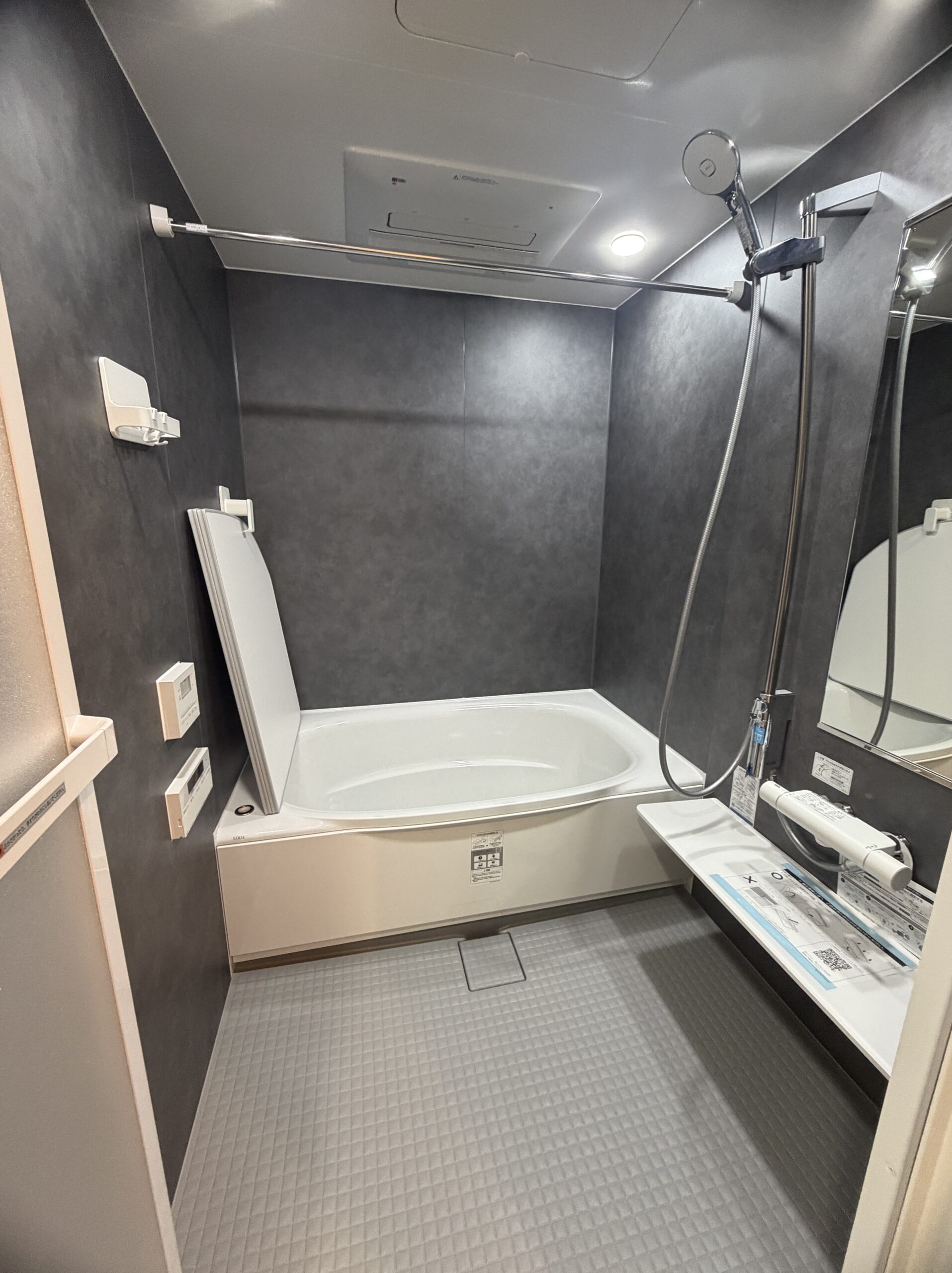 中古販売マンション上野松が谷2丁目浴室画像