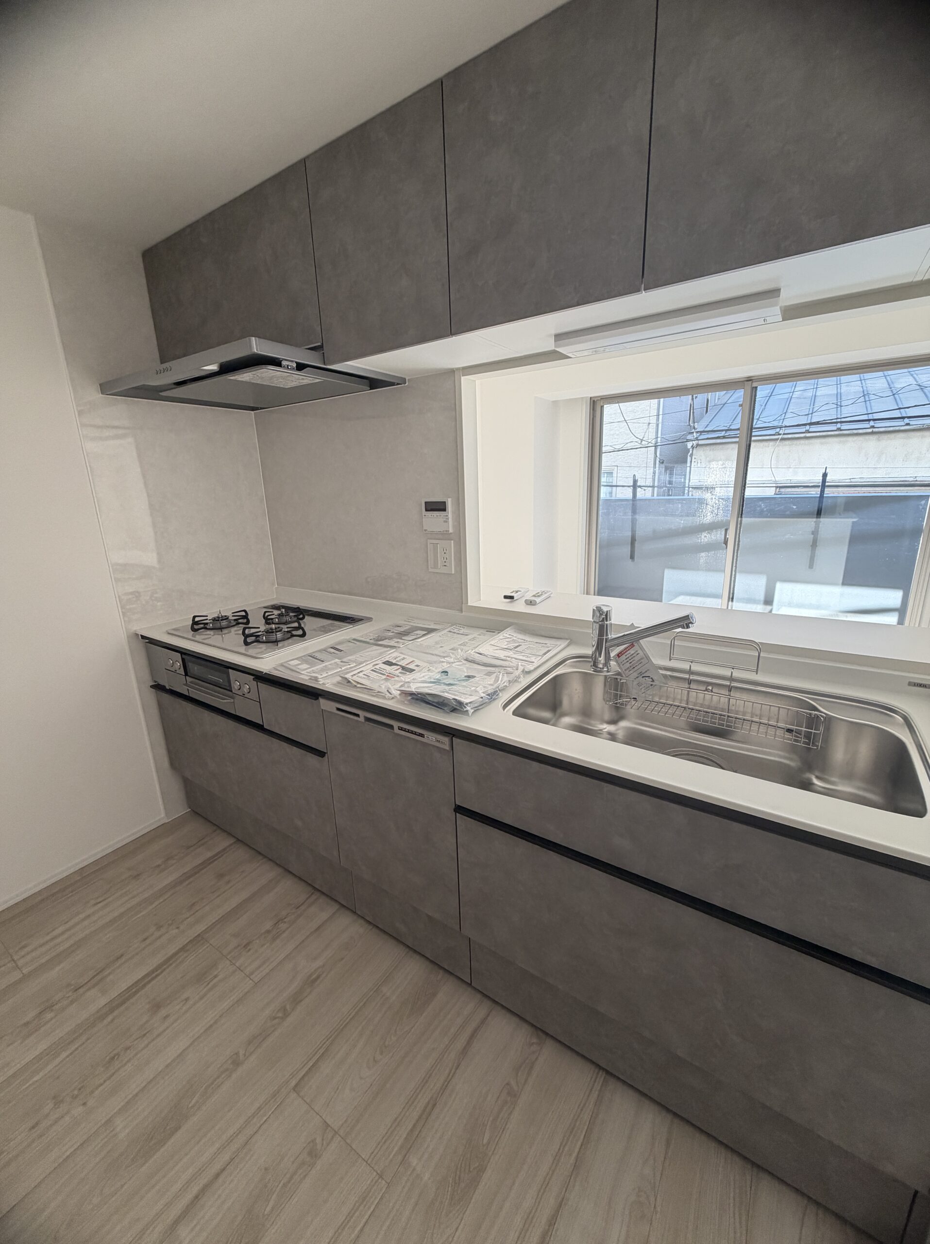 中古販売マンション上野松が谷2丁目キッチン画像