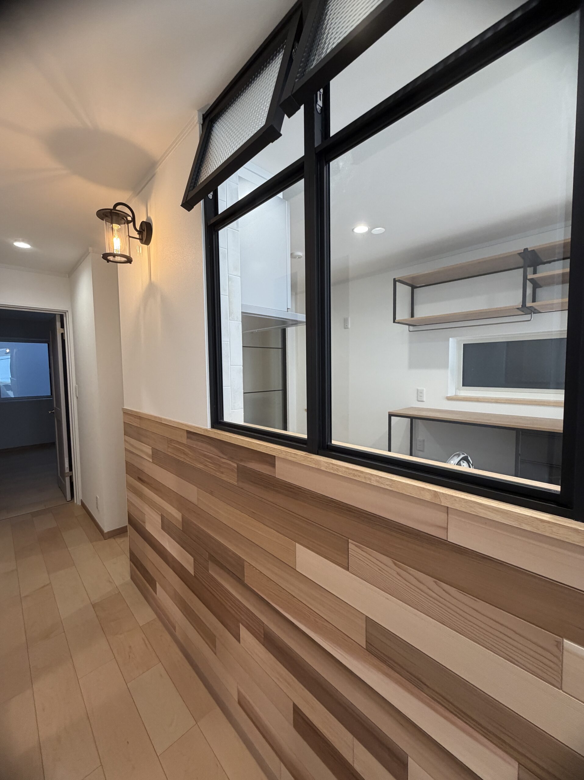 台東区千束3丁目新築物件のダイニング廊下写真