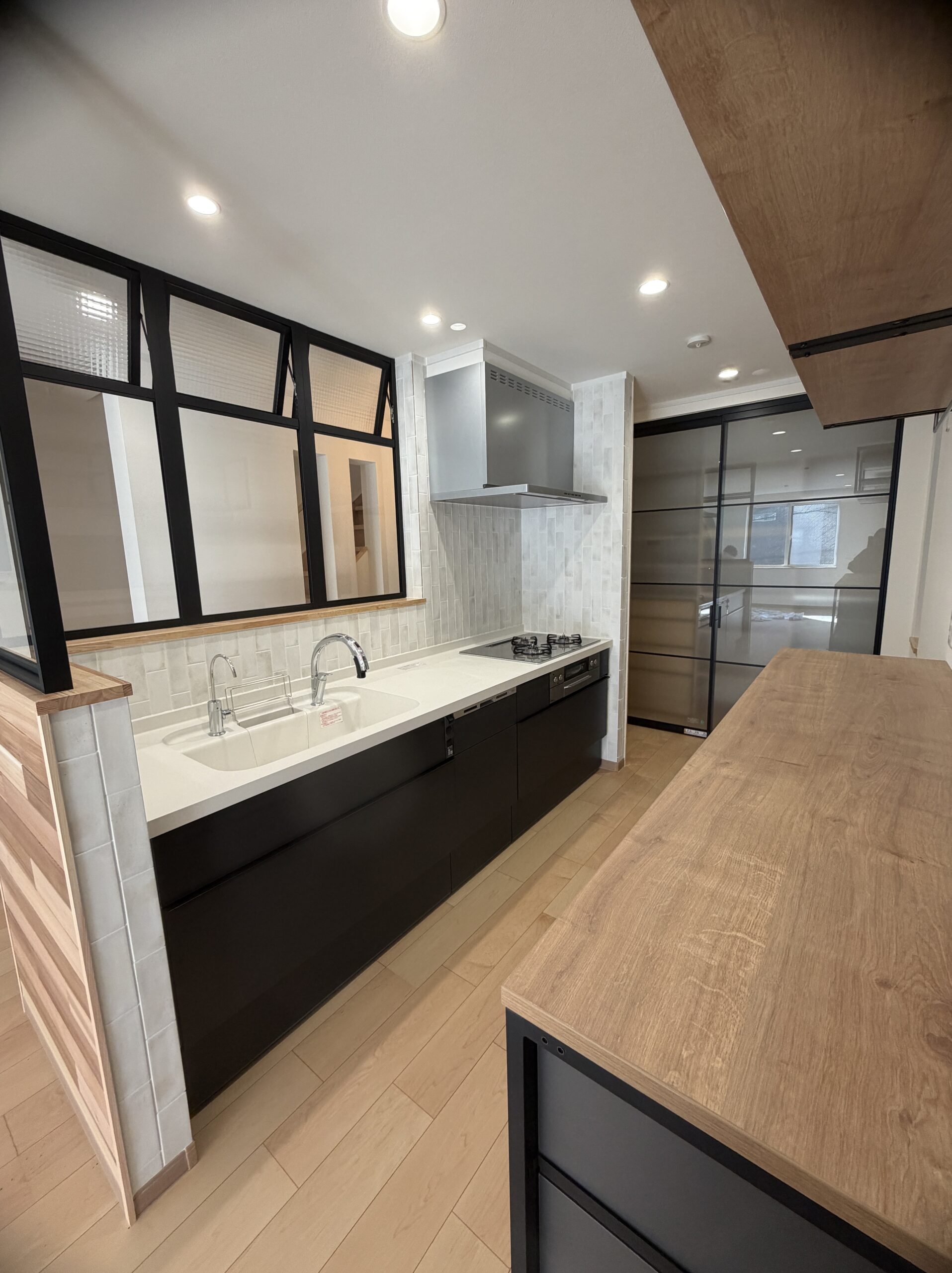 台東区千束3丁目新築物件のキッチン写真