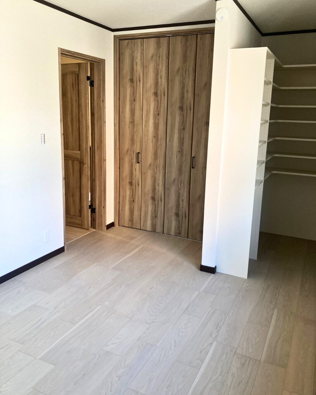 alivio入谷2丁目　部屋2